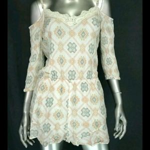 Kendall & Kylie size s romper geometric shapes